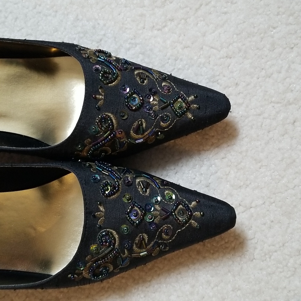 Shoes - Picture 6 of 6